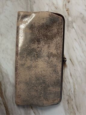 Hobo Neutral Taupe Metallic Accent Women's Clutch Wallet